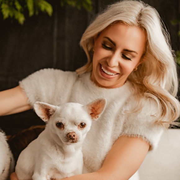 Meet your Posher, Lauren - Picture 3 of 15